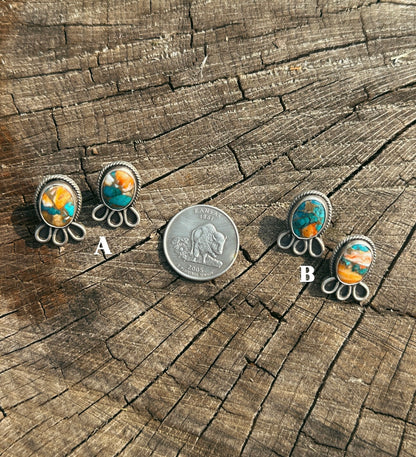 Loopy Studs