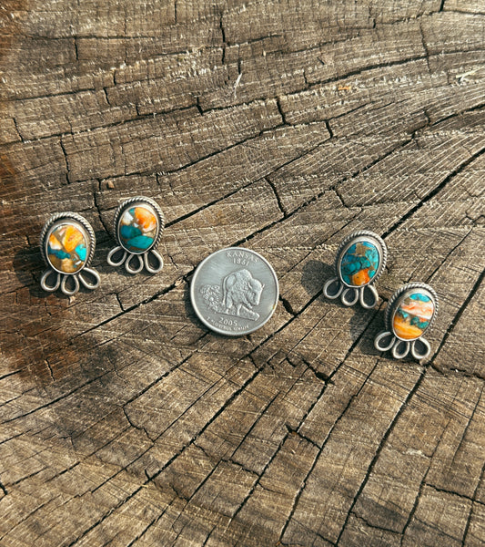 Loopy Studs